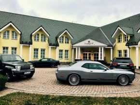 Гостиница Imperial Casino&Hotel, Стражни